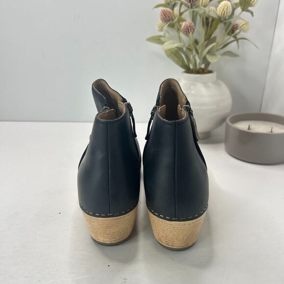 Dansko Lizanne Leather Boot Black Side Zip Round Toe Women's 6.5/EU 37 NWOB - Picture 4 of 9